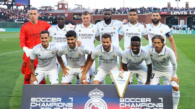 Atlanta Hawks point guard met the Real Madrid CF team in Los Angeles, California on July 29, 2022.